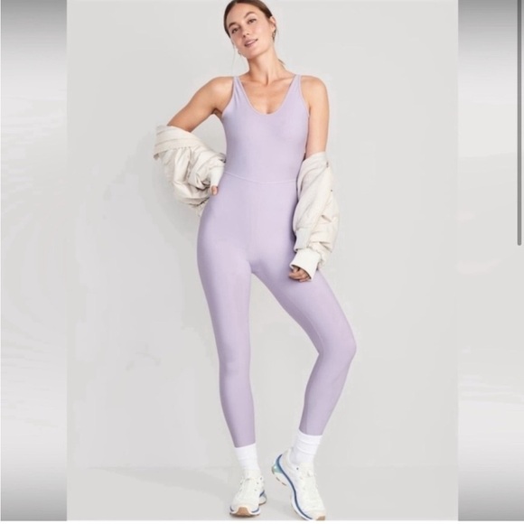 Old Navy Pants - NWT Old Navy Sleeveless Powersoft Bodysuit